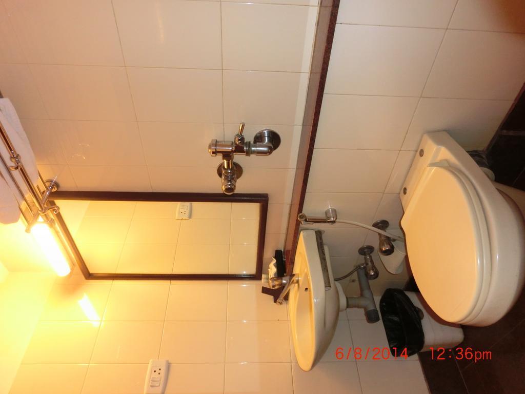 Hotel Thulashi Park Chennai Pokój zdjęcie