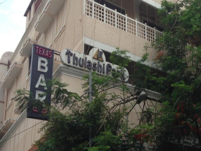 Hotel Thulashi Park Chennai Zewnętrze zdjęcie