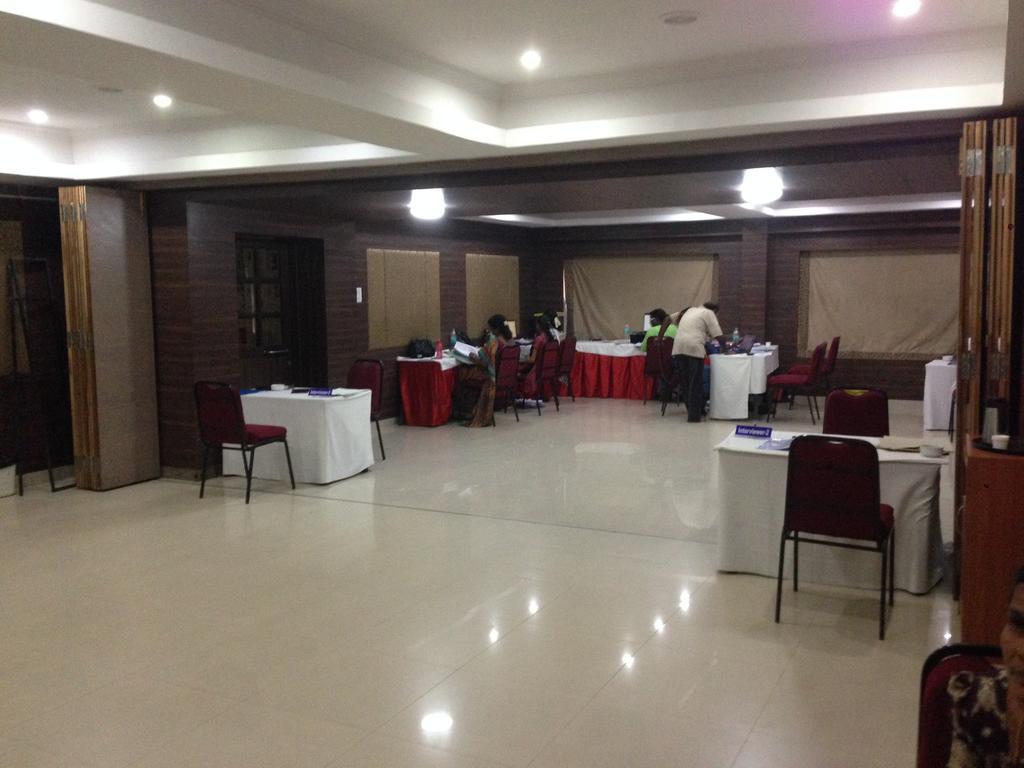 Hotel Thulashi Park Chennai Zewnętrze zdjęcie